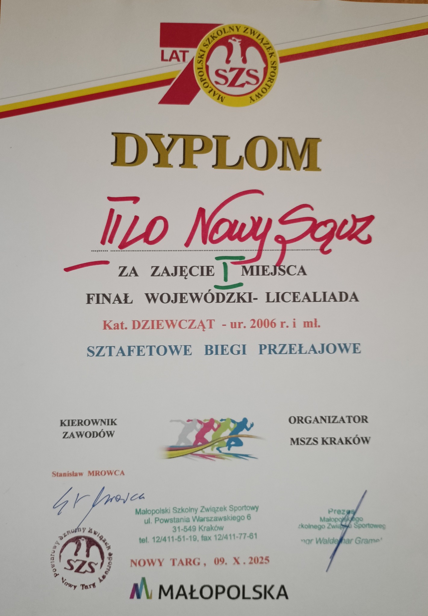 Zdjęcie 8b4af8194-ba96-4922-80c7-082972e066fa.jpg w galerii Małopolska Licealiada Młodzieży w Sztafetowych Biegach Przełajowych - Nowy Targ